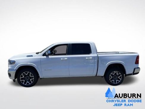 Used 2025 RAM 1500 Laramie AWD/4WD image 4