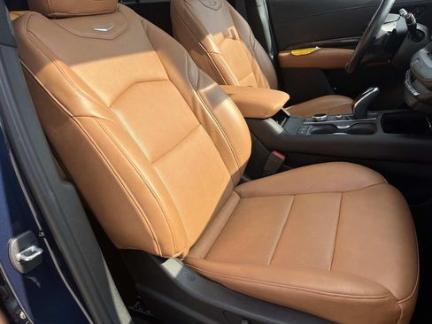Used 2021 Cadillac XT4 Premium Luxury FWD image 29