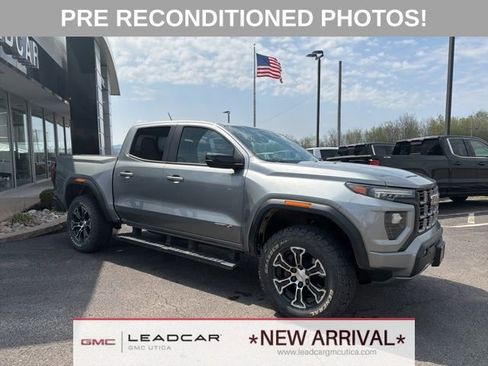 Used 2023 GMC Canyon AT4 w/ AT4 Premium Package image 7
