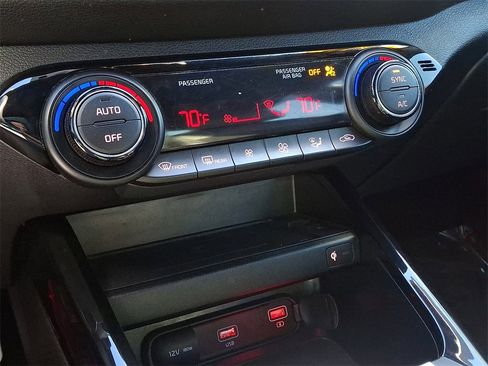 Used 2022 Kia Forte GT w/ GT Technology Package image 15