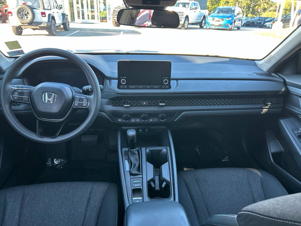 Used 2024 Honda Accord EX image 25