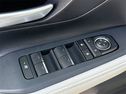 Used 2026 Toyota Grand Highlander XLE image 22