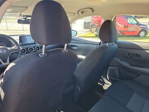 Used 2025 Nissan Sentra SV image 24