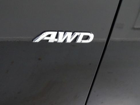 Used 2020 Toyota Sienna XLE Premium AWD/4WD image 24