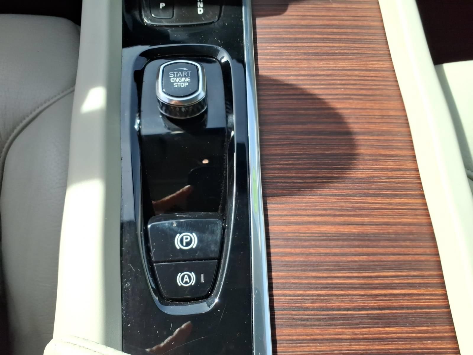 Used 2022 Volvo S60 B5 Momentum AWD/4WD image 30