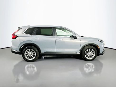 Used 2025 Honda CR-V EX image 9