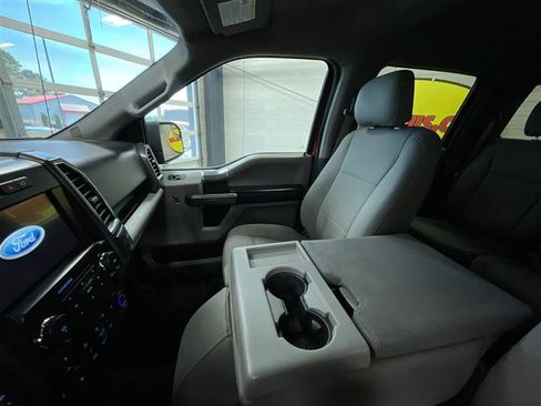 Used 2016 Ford F150 XLT w/ Equipment Group 302A Luxury image 12