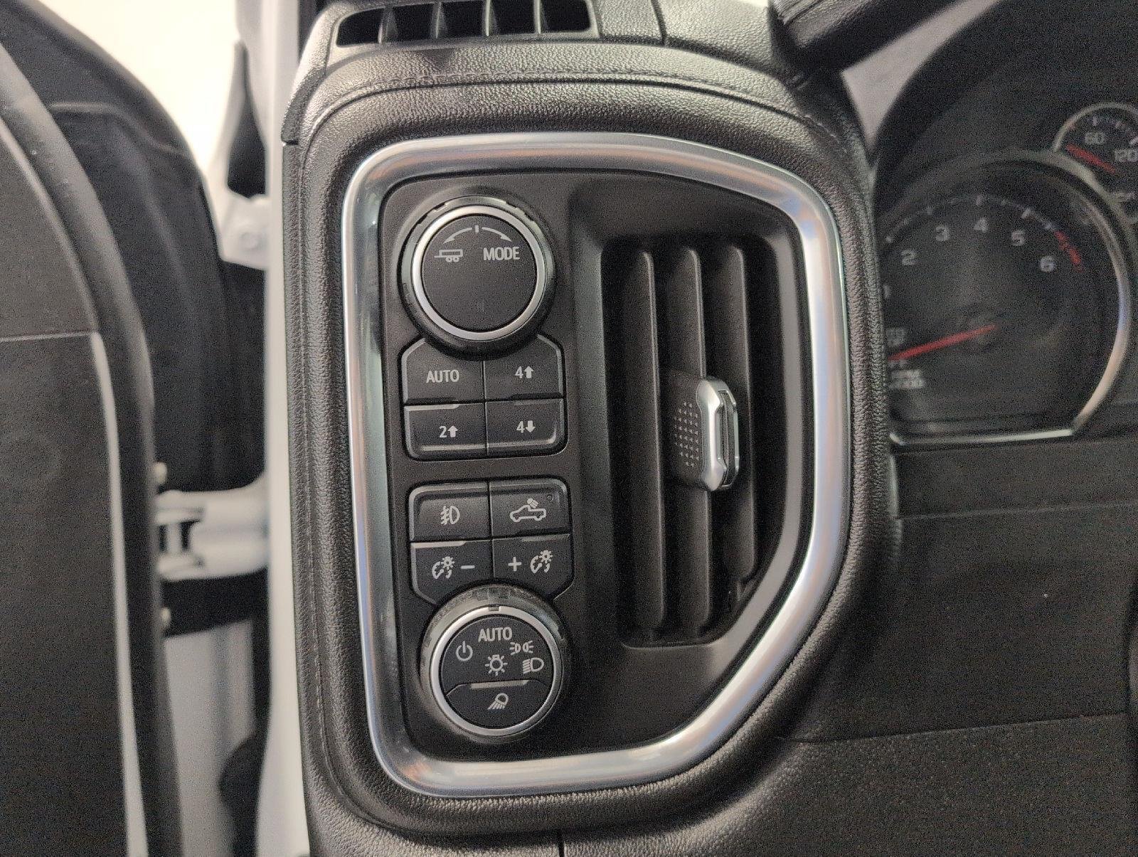 Certified 2021 Chevrolet Silverado 1500 LTZ AWD/4WD image 10