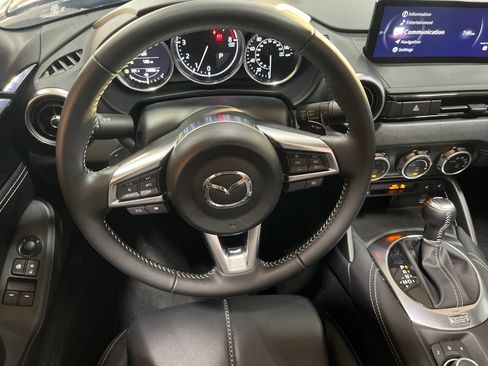 Certified 2025 MAZDA MX-5 Miata RF Grand Touring RWD image 18