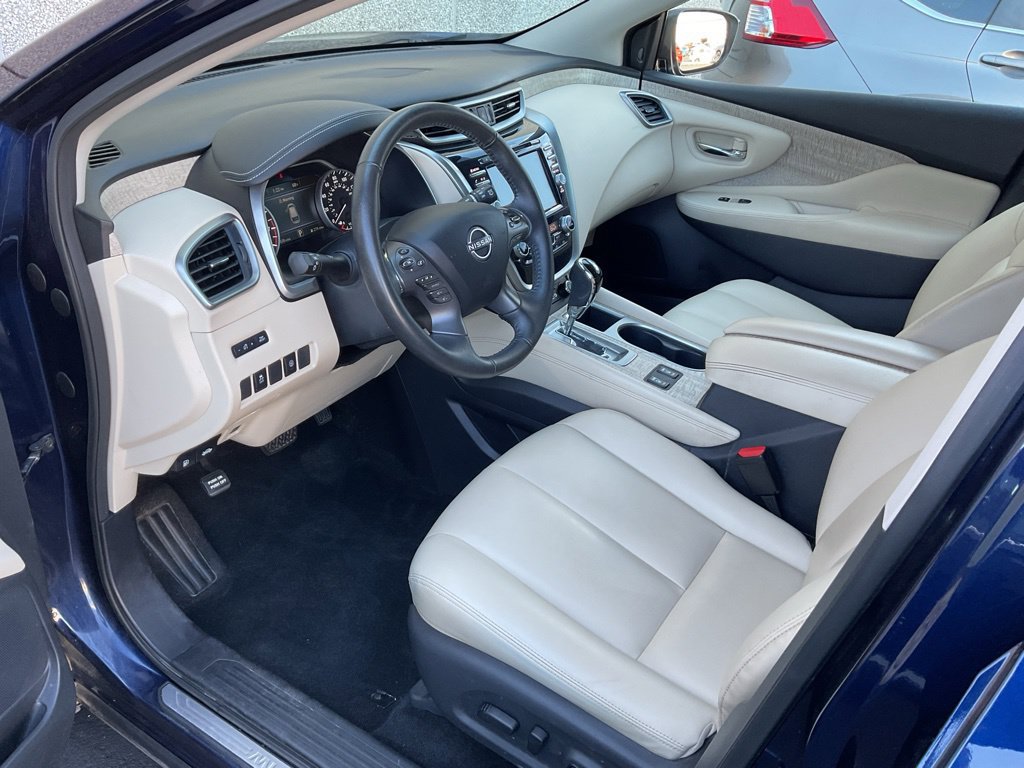 Used 2023 Nissan Murano SV w/ Cargo Package AWD/4WD image 9