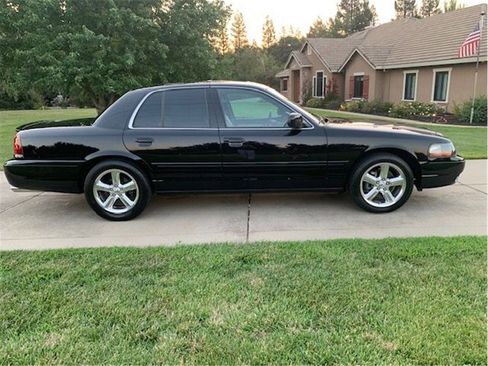 Used 2004 Mercury Marauder image 3