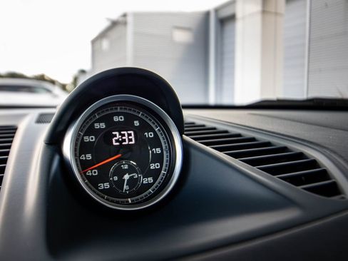 Used 2017 Porsche 911 Carrera S image 44