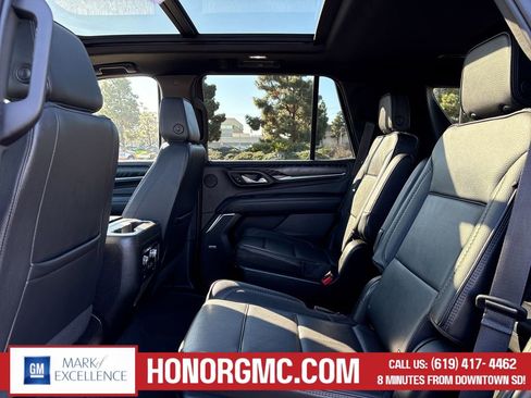 Used 2023 GMC Yukon Denali AWD/4WD image 18