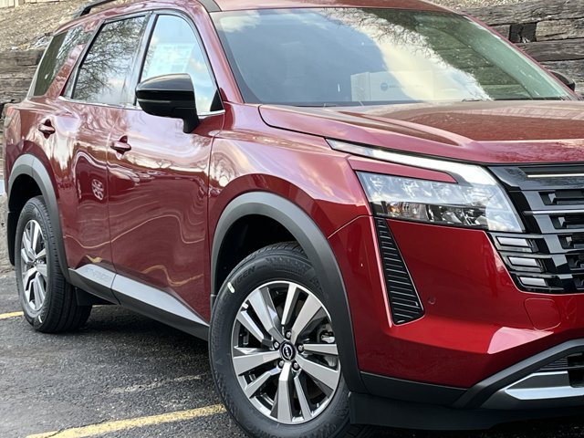 New 2026 Nissan Pathfinder SL AWD/4WD image 4