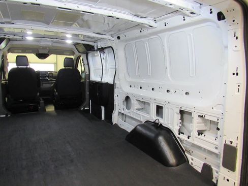Used 2020 Ford Transit 250 Low Roof image 18