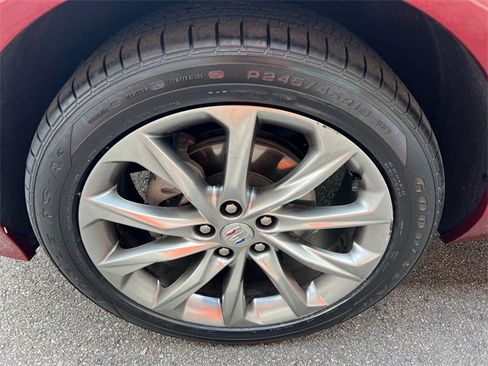 Used 2024 Buick Encore GX Avenir image 11