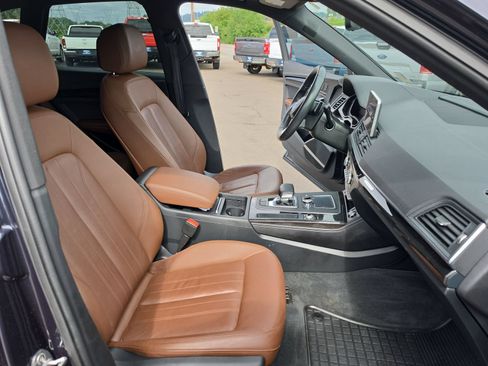 Used 2020 Audi Q5 Prestige AWD/4WD image 21