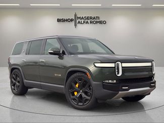Used 2023 Rivian R1S Adventure video 1
