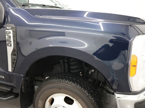 Used 2023 Ford F350 XLT w/ 360-Degree Camera Package image 26