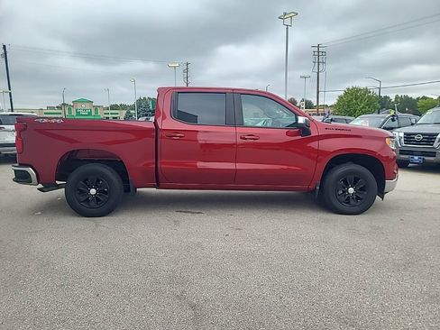 Used 2022 Chevrolet Silverado 1500 LT w/ LPO, Dark Essentials Package image 6