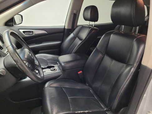 Used 2017 Nissan Pathfinder SL AWD/4WD image 17