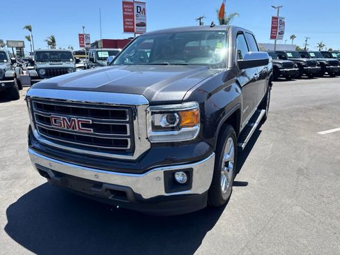 Used 2014 GMC Sierra 1500 SLT w/ SLT Crew Cab Value Package RWD image 2
