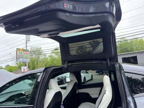 Used 2023 Tesla Model X AWD/4WD image 26