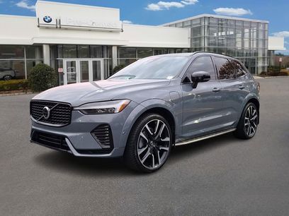 Used 2022 Volvo XC60 T8 R-Design w/ Advanced Package