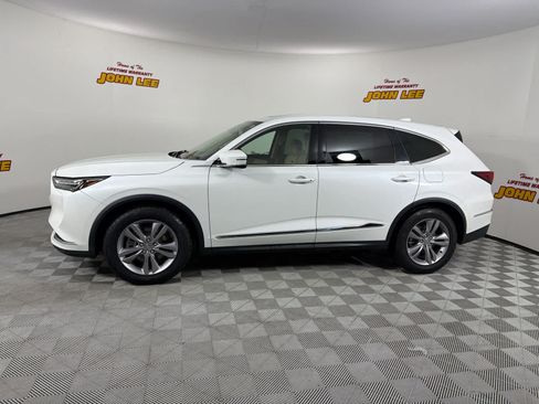 Used 2022 Acura MDX FWD image 2