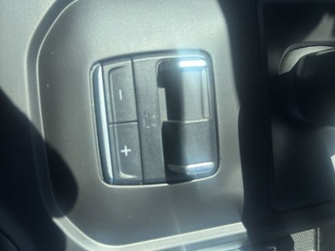 Used 2025 GMC Sierra 1500 Denali AWD/4WD image 26