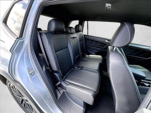 Used 2022 Volkswagen Tiguan SE R-Line FWD image 29