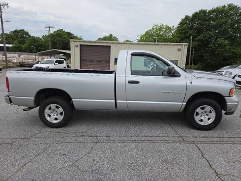 Used 2004 Dodge Ram 1500 Truck SLT AWD/4WD image 3