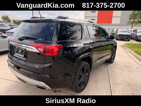 Used 2019 GMC Acadia Denali w/ Technology Package FWD image 4