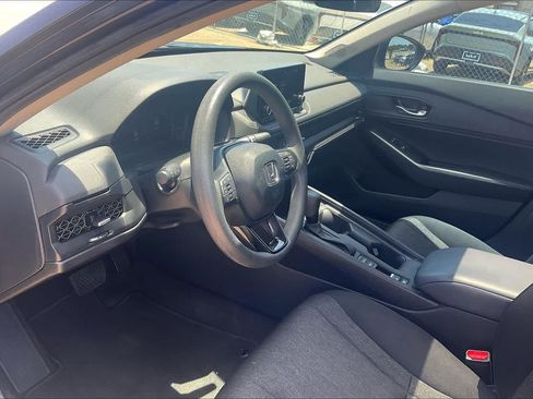 Used 2024 Honda Accord EX image 2