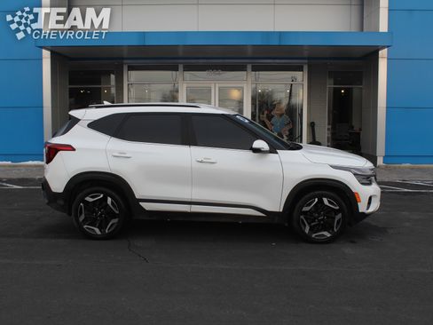 Used 2024 Kia Seltos SX image 3