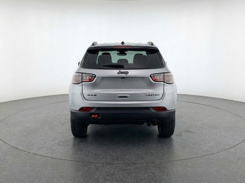 Used 2025 Jeep Compass Trailhawk AWD/4WD image 7
