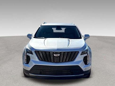 Used 2019 Cadillac XT4 Premium Luxury image 2