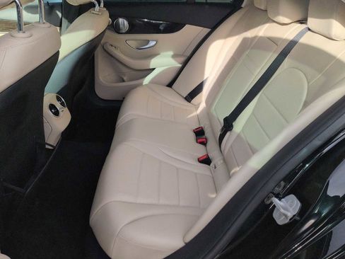 Used 2015 Mercedes-Benz C 300 4MATIC Sedan image 19