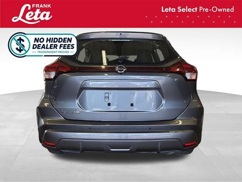 Used 2021 Nissan Kicks S FWD image 5