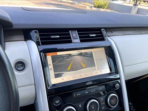 Used 2019 Land Rover Discovery HSE AWD/4WD image 28
