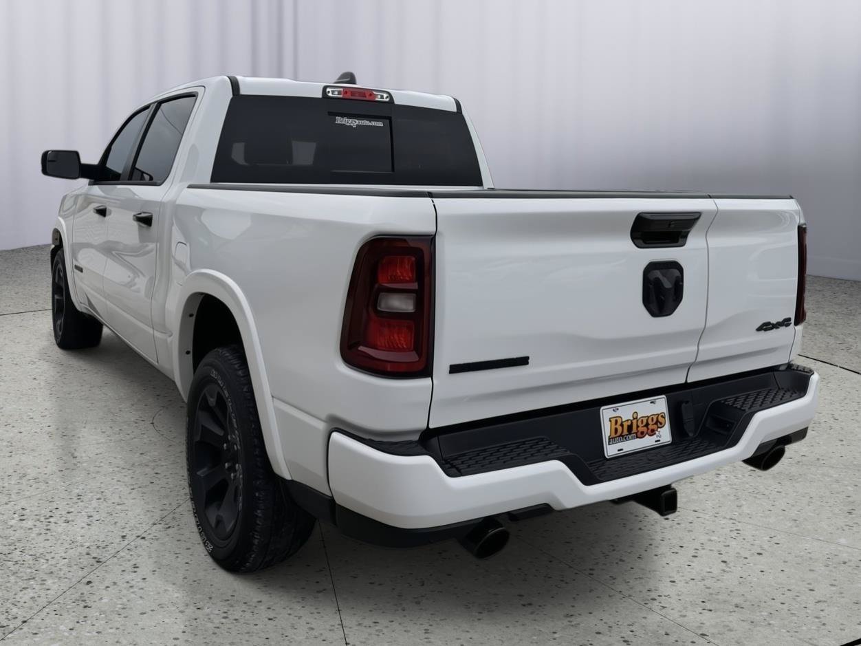 Used 2025 RAM 1500 Big Horn AWD/4WD image 3
