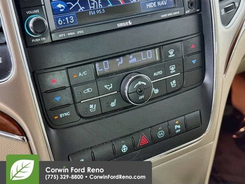 Used 2011 Jeep Grand Cherokee Limited w/ Luxury Group II AWD/4WD image 19