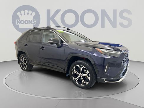 Used 2025 Toyota RAV4 XSE w/ Premium Package AWD/4WD image 10