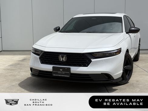 Used 2025 Honda Accord Sport image 1