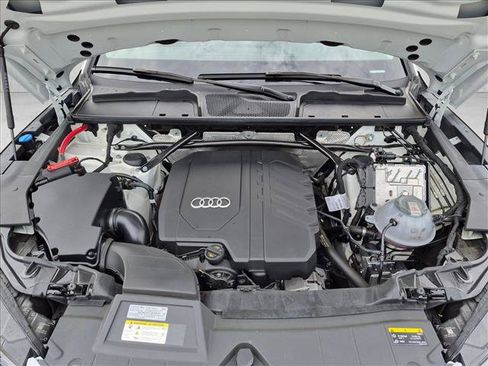 Certified 2023 Audi Q5 2.0T Premium w/ Convenience Package AWD/4WD image 21