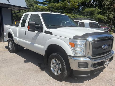 Used 2016 Ford F250 XL w/ XL Appearance Package AWD/4WD image 6