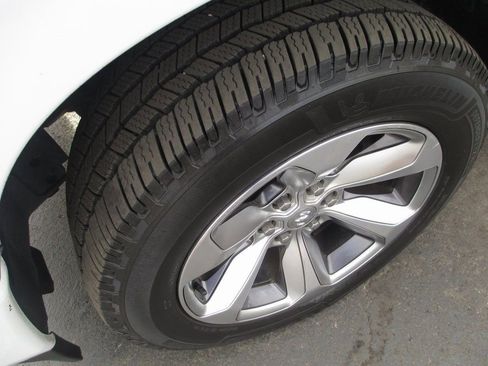 Used 2022 RAM 1500 Limited image 13