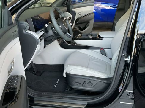 New 2026 Hyundai Tucson Limited image 13