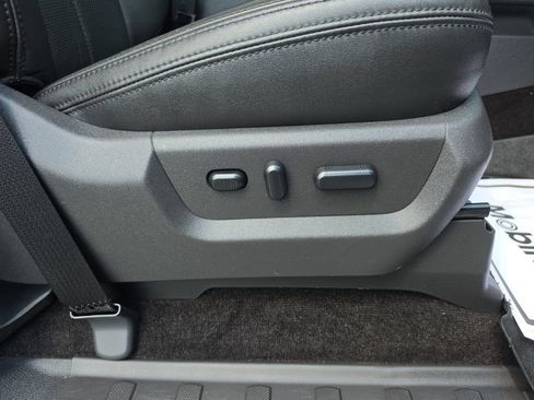 Used 2016 Ford F250 Platinum AWD/4WD image 30