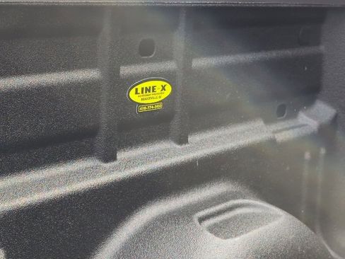 Used 2022 GMC Canyon Elevation image 8